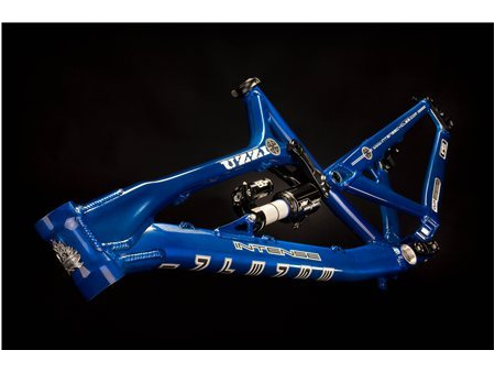 Intense Uzzi Freeride Full Suspension user reviews : 3.7 out of 5 Intense Uzzi Freeride Full Suspension user reviews : 3.7 out of 5